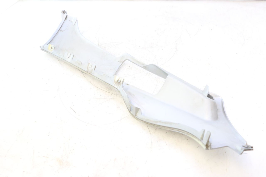 photo de BAS DE CAISSE GAUCHE PIAGGIO X8 STREET 125 (2006 - 2007) - Vue d’ensemble