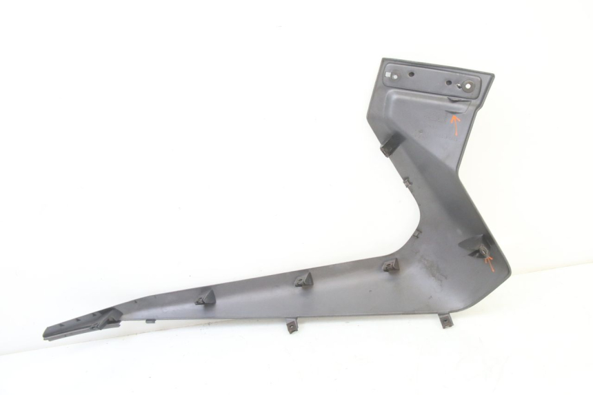 photo de BAS DE CAISSE GAUCHE YAMAHA XMAX X-MAX 125 (2006 - 2009)