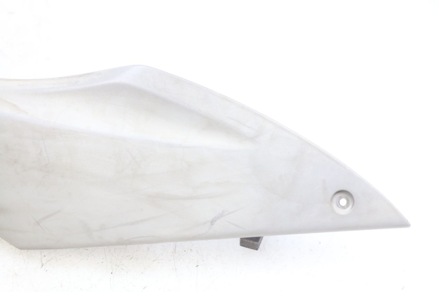 photo de BAS DE CAISSE GAUCHE YAMAHA HW XENTER 125 (2011 - 2017)