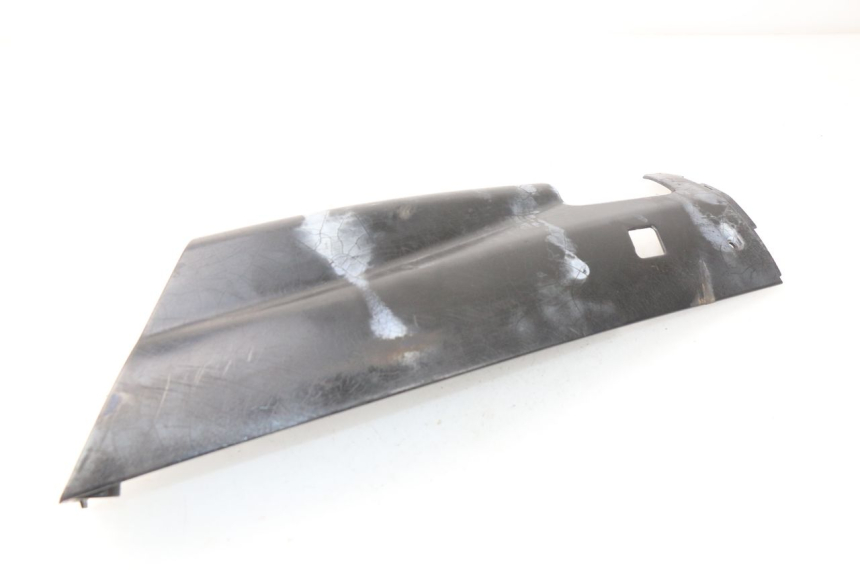 photo de BAS DE CAISSE GAUCHE YAMAHA YP MAJESTY 125 (1998 - 2001)