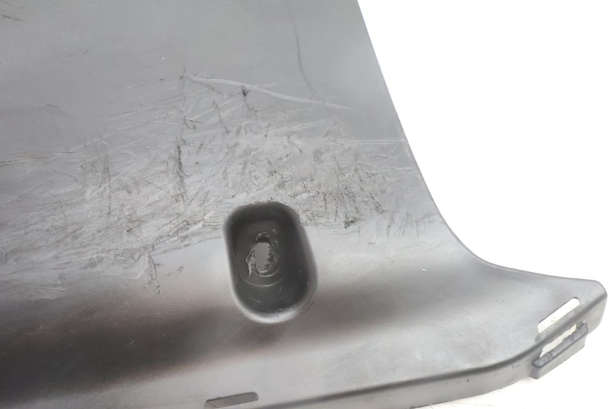 photo de BAS DE CAISSE PEUGEOT KISBEE 4T 50 (2010 - 2017) - Zoom état d’usage