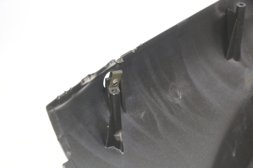 photo de BAS DE CAISSE APRILIA SCARABEO LIGHT 125 (2007 - 2011)