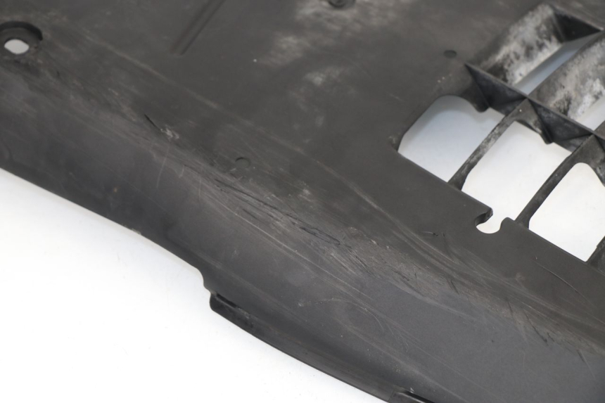 photo de BAS DE CAISSE SUZUKI UH BURGMAN 125 (2002 - 2006)