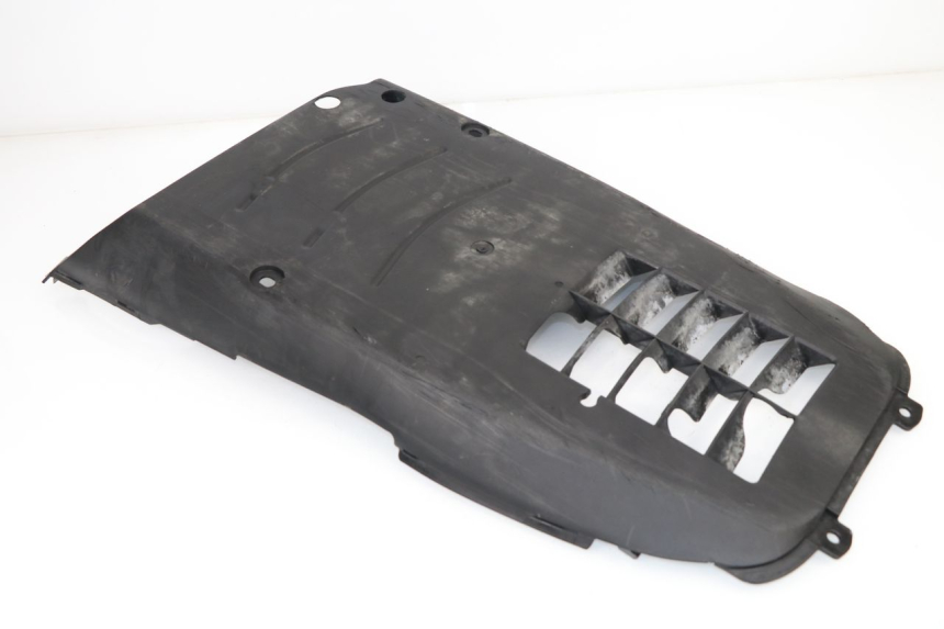 photo de BAS DE CAISSE SUZUKI UH BURGMAN 125 (2002 - 2006)