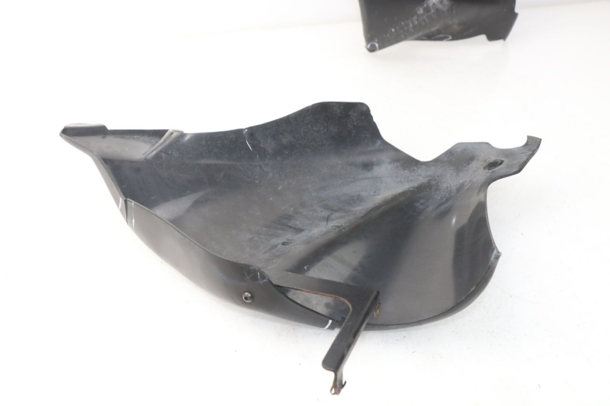 photo de BAS DE CAISSE YAMAHA TDM ABS 900 (2002 - 2014) - Détails caractéristiques
