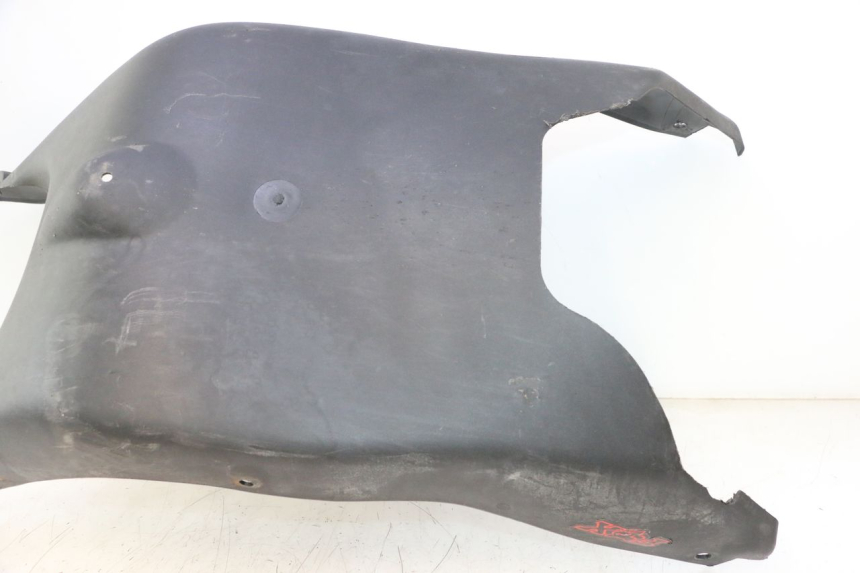 photo de BAS DE CAISSE PEUGEOT TREKKER 50 (1995 - 2004) - Vue rapprochée