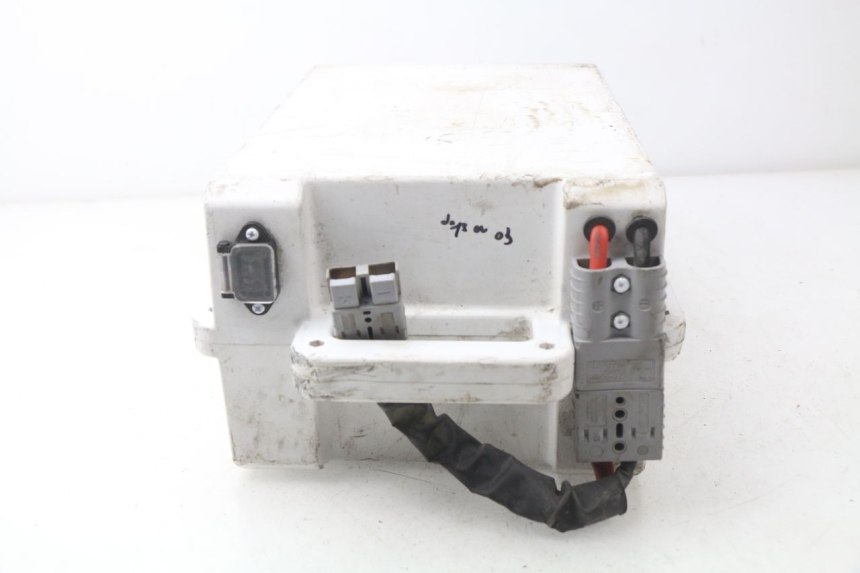 photo de BATTERIE ERIDER CARGO 1 (2009 - 2018) - Points de fixation