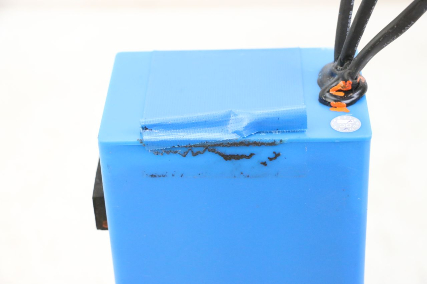 photo de BATTERIE URBANGLIDE E-CROSS PRO 1 - Autre angle de vue