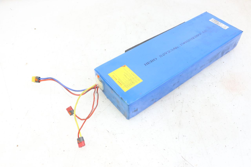 photo de BATTERIE HERO S10 1