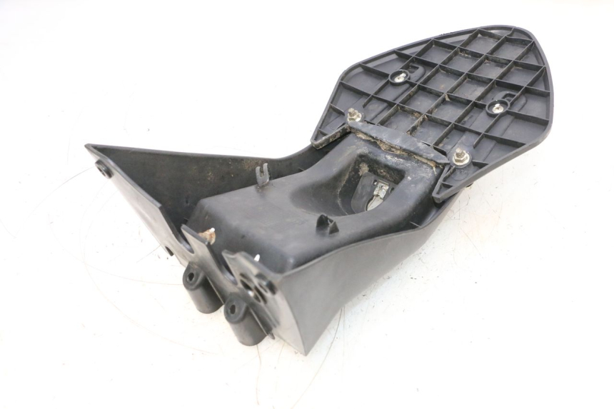 photo de BAVETTE ARRIERE KEEWAY F-ACT FACT EVO 50 (2020 - 2026) - Zoom état d’usage