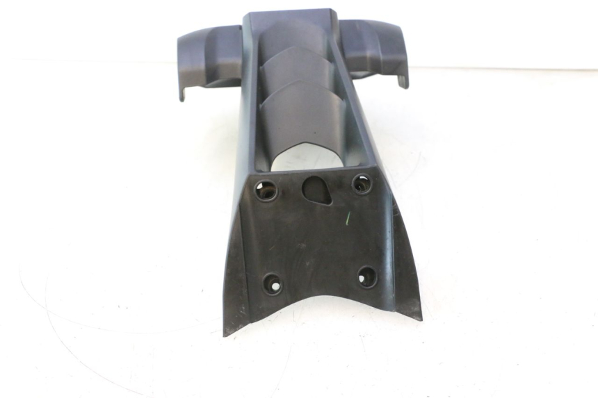 photo de BAVETTE ARRIERE YAMAHA FZ8 800 (2010 - 2016) - Gros plan technique