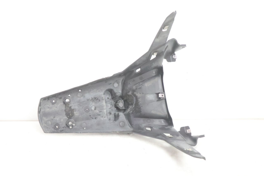 photo de BAVETTE ARRIERE GILERA GP 800 (2007 - 2013) - Inspection visuelle
