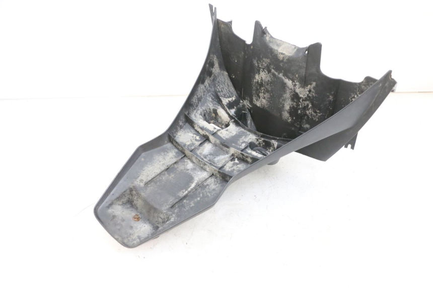 photo de BAVETTE ARRIERE SYM GTS EVO 125 (2009 - 2013) - Zoom état d’usage