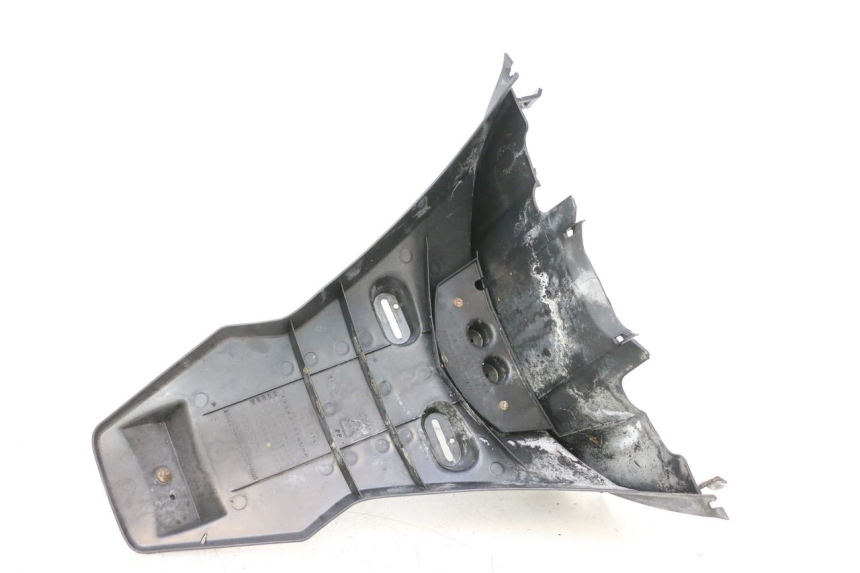 photo de BAVETTE ARRIERE SYM GTS EVO 125 (2009 - 2013) - État de surface
