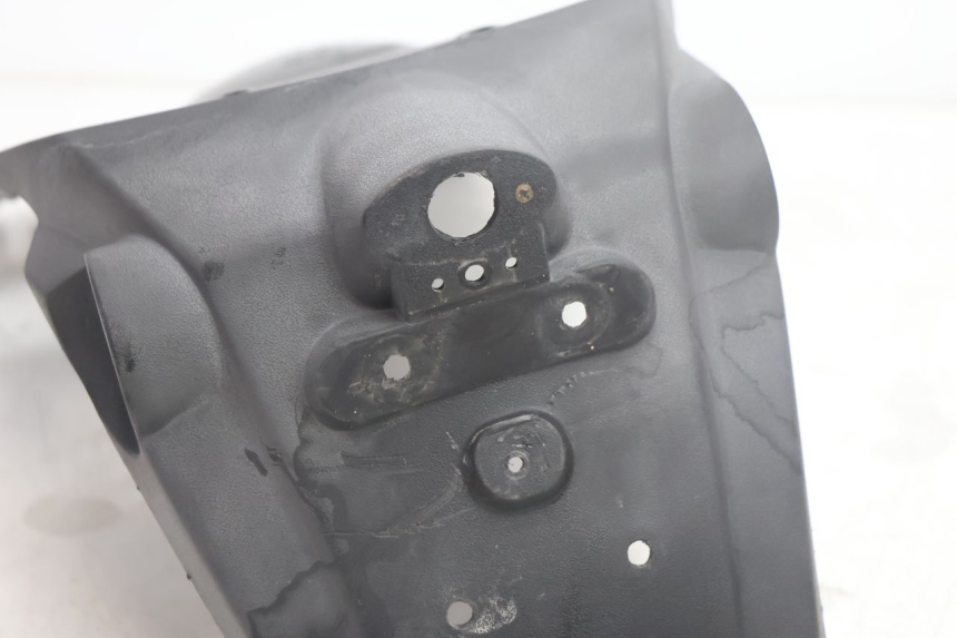 photo de BAVETTE ARRIERE PEUGEOT KISBEE 4T 50 (2018 - 2022) - Zoom état d’usage