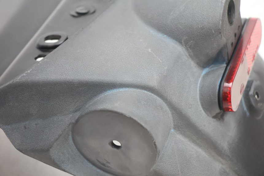 photo de BAVETTE ARRIERE PEUGEOT KISBEE 4T 50 (2018 - 2022) - Vue d’ensemble