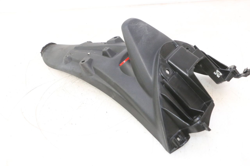 photo de BAVETTE ARRIERE PIAGGIO LIBERTY IGET 4T 50 (2015 - 2020) - État de surface