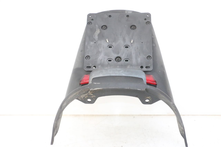 photo de BAVETTE ARRIERE PIAGGIO MP3 LT 300 (2010 - 2016)