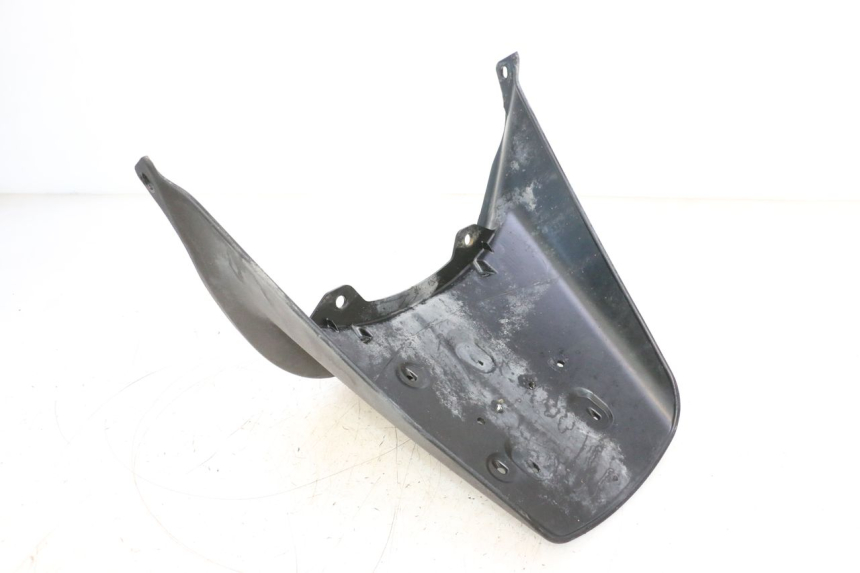 photo de BAVETTE ARRIERE PIAGGIO MP3 RL 250 (2006 - 2010) - Détail de la pièce