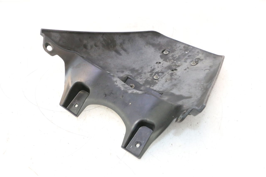 photo de BAVETTE ARRIERE PIAGGIO MP3 500 (2011 - 2015) - Gros plan technique