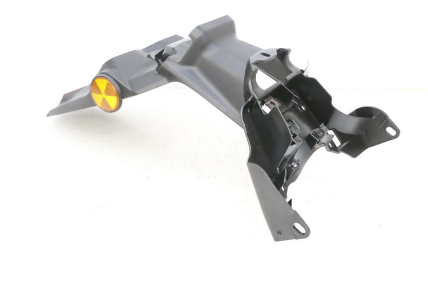 photo de BAVETTE ARRIERE YAMAHA NEO'S CORE 1 (2022 - 2026) - Autre angle de vue