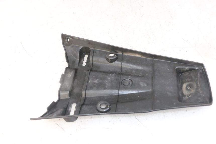 photo de BAVETTE ARRIERE KYMCO LIKE 4T 50 (2019 - 2025) - Détail de la pièce