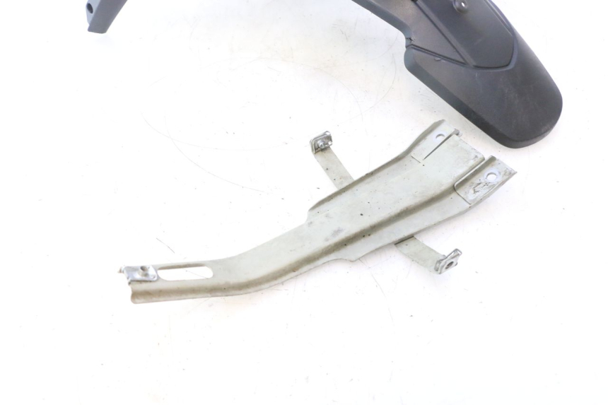 photo de BAVETTE ARRIERE PIAGGIO NEW TYPHOON 50 (2018 - 2021) - Autre angle de vue