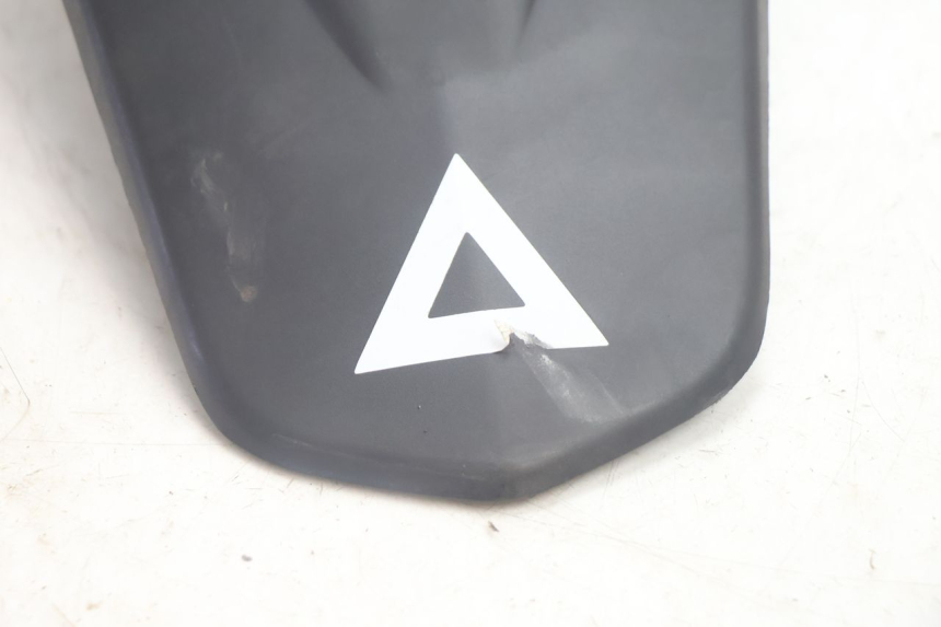 photo de BAVETTE ARRIERE JM MOTORS R-MAX TECH 50 (2024 - 2026) - Gros plan technique