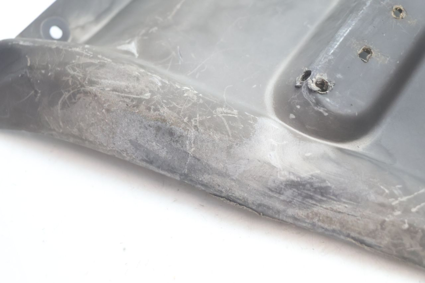 photo de BAVETTE ARRIERE YAMAHA SLIDER 50 (1999 - 2004) - Détail de la pièce