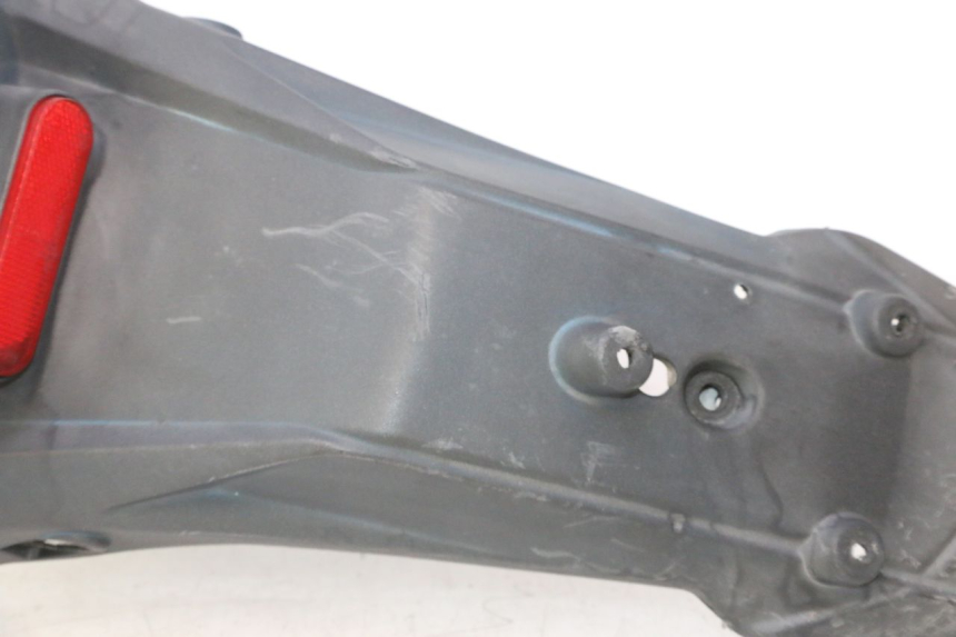 photo de BAVETTE ARRIERE APRILIA SR 2T 50 (2012 - 2017) - Détail de la pièce