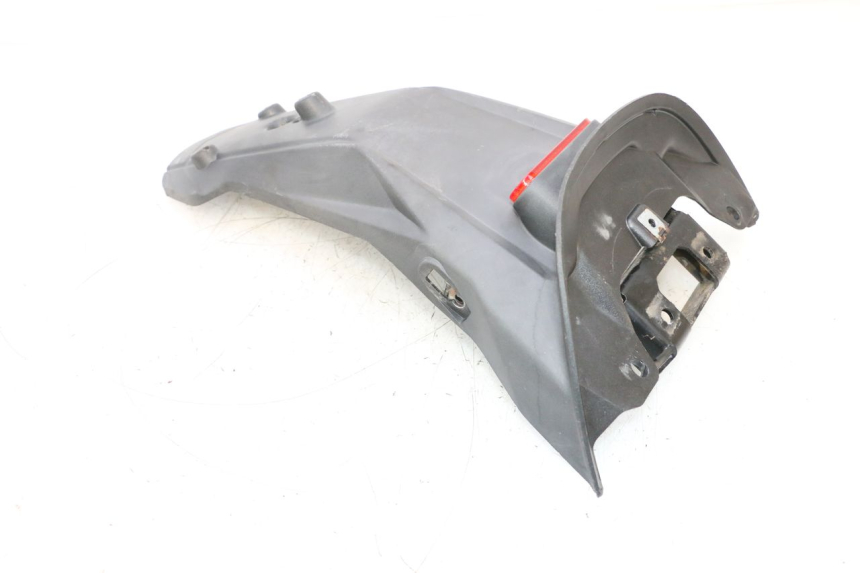 photo de BAVETTE ARRIERE APRILIA SR MOTARD 50 (2012 - 2018) - Détail de la pièce