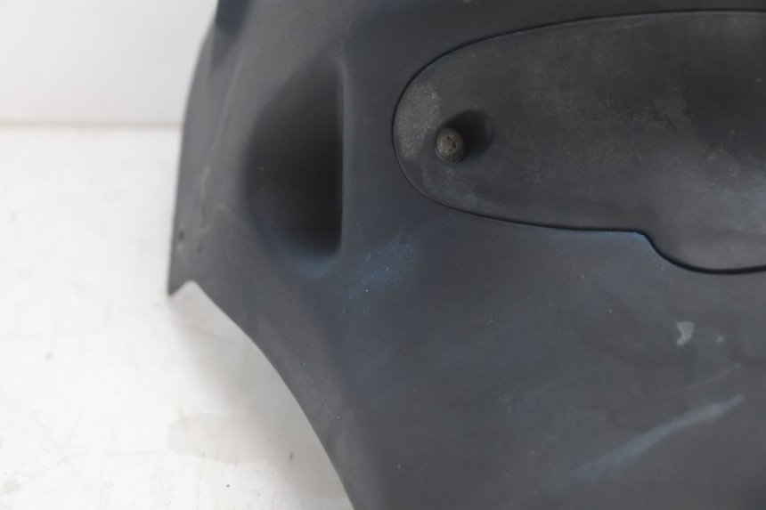 photo de BAVETTE ARRIERE PEUGEOT TREKKER 50 (1995 - 2004) - Autre angle de vue