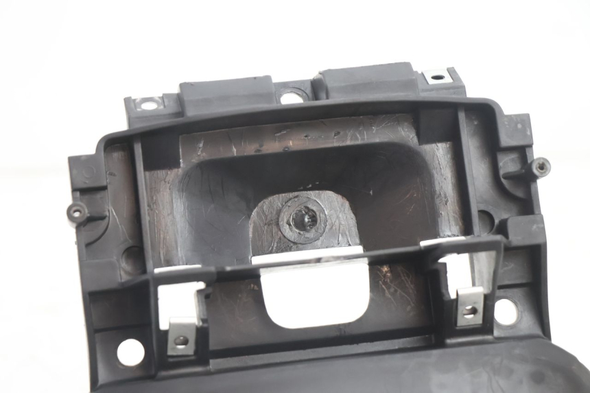 photo de BAVETTE ARRIERE PIAGGIO TYPHOON 50 (2000 - 2009) - Autre angle de vue