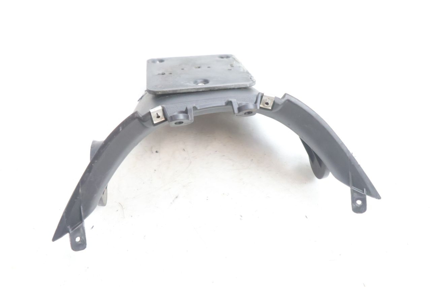 photo de BAVETTE ARRIERE PIAGGIO VESPA PRIMAVERA 2T 50 (2013 - 2018) - Vue d’ensemble