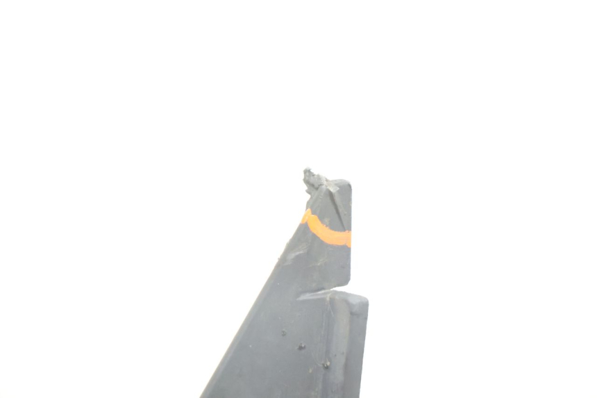 photo de BAVETTE ARRIERE PEUGEOT VIVACITY 100 (1999 - 2008) - État de surface