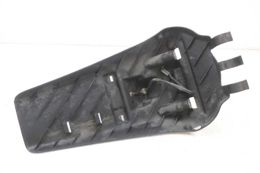 photo de BAVETTE ARRIERE YAMAHA YP MAJESTY 125 (2002 - 2006)
