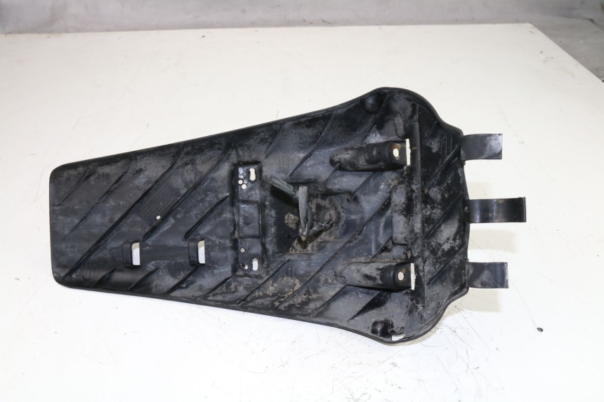 photo de BAVETTE ARRIERE YAMAHA YP MAJESTY 125 (2007 - 2010)