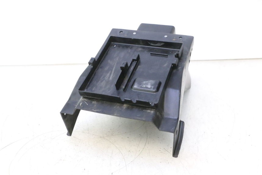 photo de BAVETTE ARRIERE KAWASAKI ZZR 600 (1995 - 2004) - Autre angle de vue