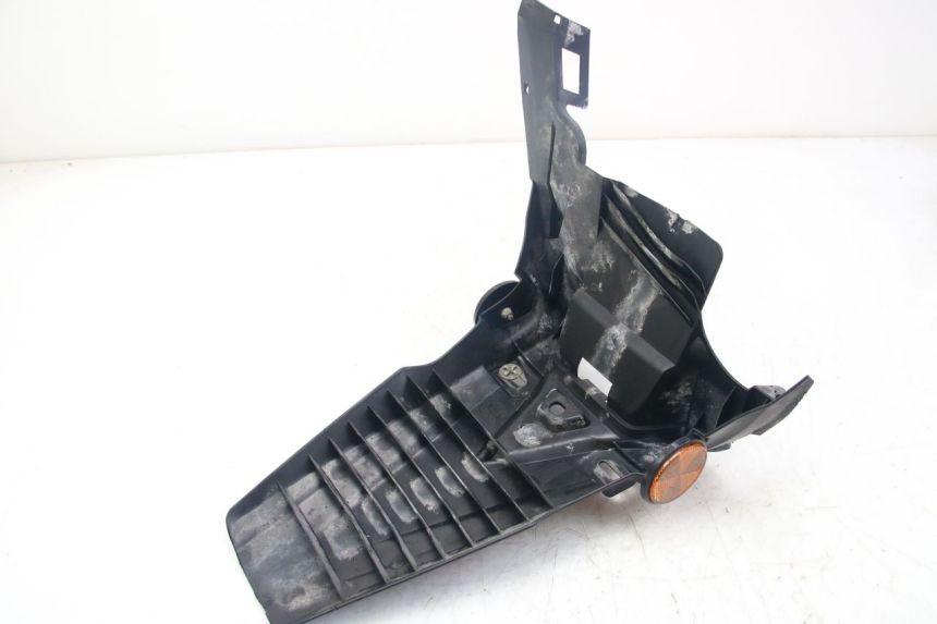 photo de BAVETTE YAMAHA D'ELIGHT DELIGHT 125 (2017 - 2020) - Autre angle de vue