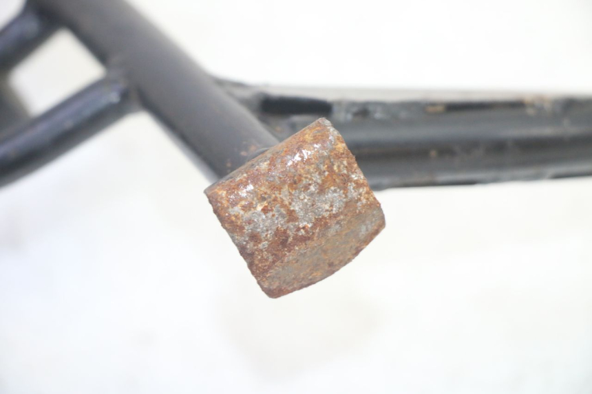 photo de BEQUILLE CENTRALE KYMCO AGILITY 4T 50 (2018 - 2022) - Autre angle de vue