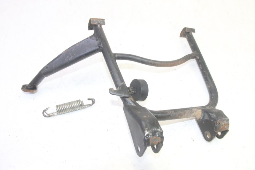 photo de BEQUILLE CENTRALE KYMCO AGILITY 4T 50 (2018 - 2022) - Gros plan technique