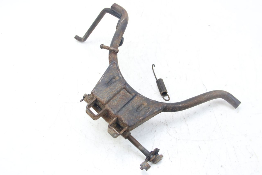 photo de BEQUILLE CENTRALE PGO BIG MAX 50 (2001 - 2009) - Points de fixation