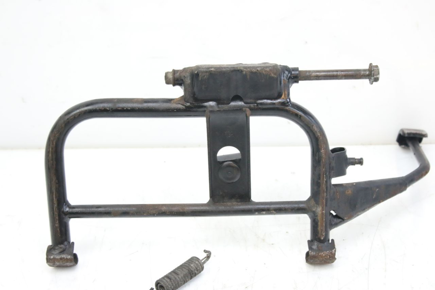 photo de BEQUILLE CENTRALE SYM FIDDLE 3 III 125 (2014 - 2020) - Détail de la pièce