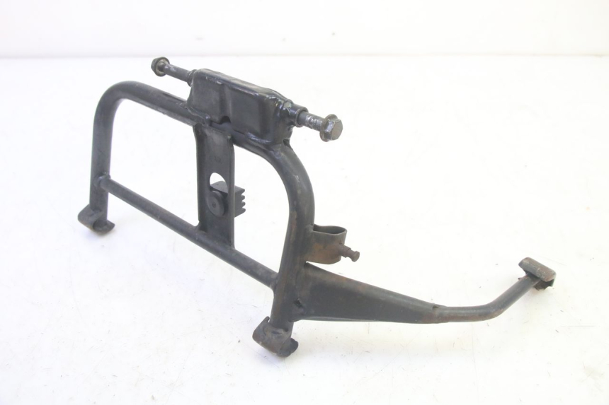 photo de BEQUILLE CENTRALE SYM FIDDLE 3 III 125 (2014 - 2020) - Détail de la pièce