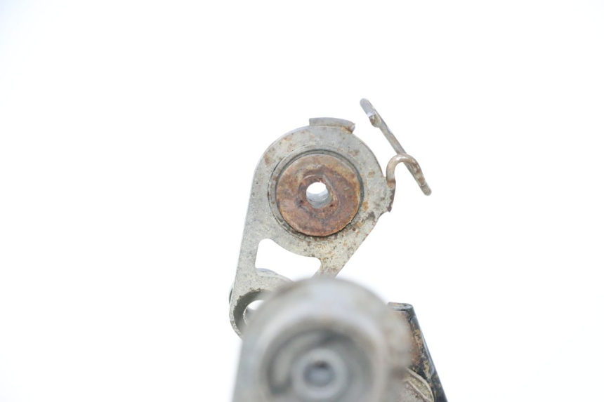 photo de BEQUILLE CENTRALE YAMAHA FJR 1300 (2001 - 2005) - Autre angle de vue