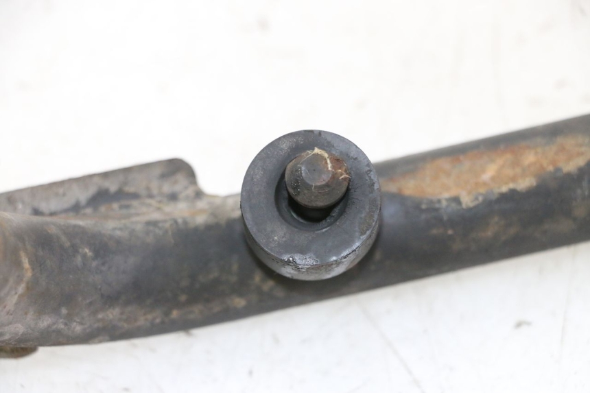 photo de BEQUILLE CENTRALE KYMCO GRAND DINK 125 (2002 - 2007)