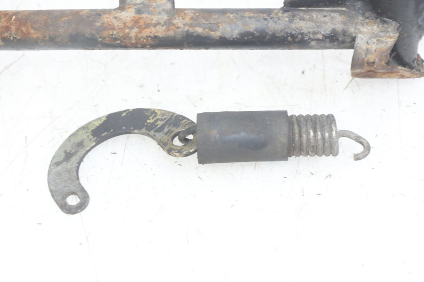 photo de BEQUILLE CENTRALE HONDA CBR F SC25 1000 (1989 - 1992)