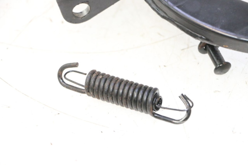photo de BEQUILLE CENTRALE KEEWAY HURRICANE 50 (2006 - 2019) - Vue produit
