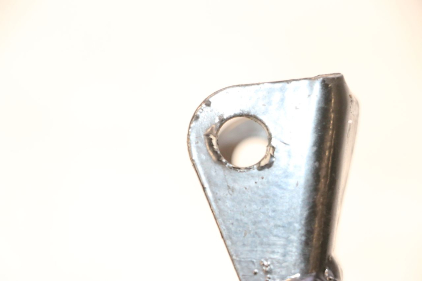 photo de BEQUILLE CENTRALE KEEWAY HURRICANE 50 (2006 - 2019) - Autre angle de vue