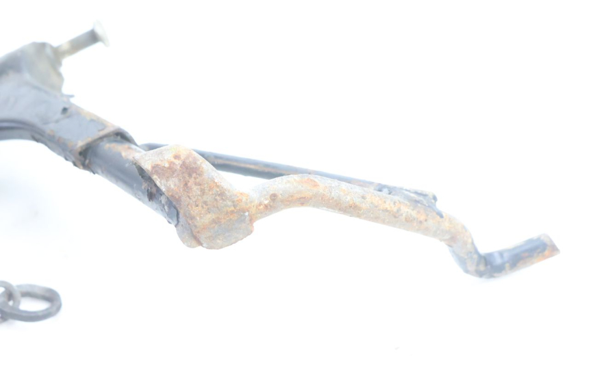 photo de BEQUILLE CENTRALE PEUGEOT LUDIX BLASTER 50 (2006 - 2014) - Gros plan technique